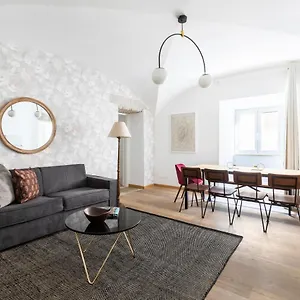  Aparthotel Sonder At Colosseum Cloisters