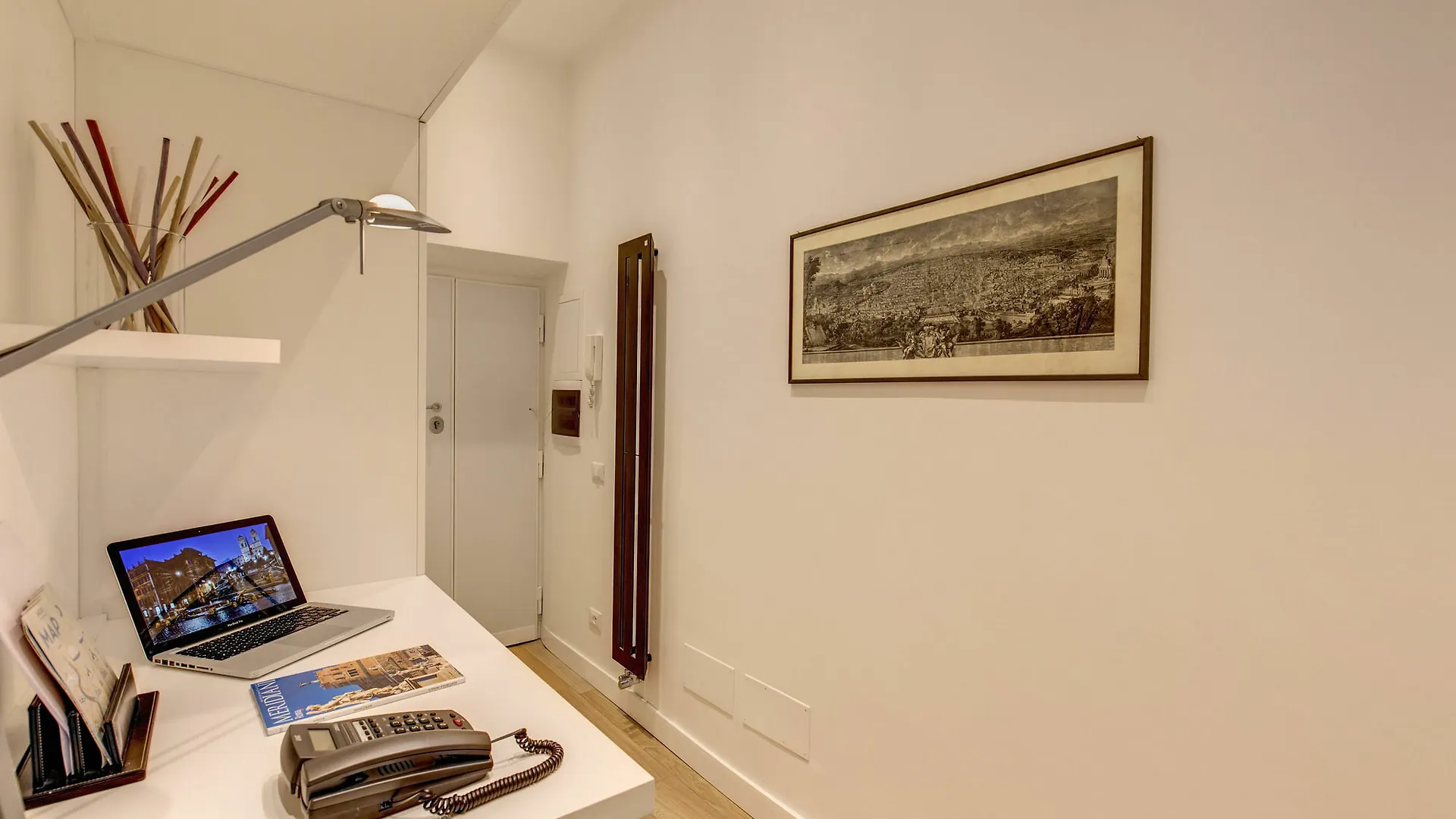 Orange Suites Ρώμη 3*,